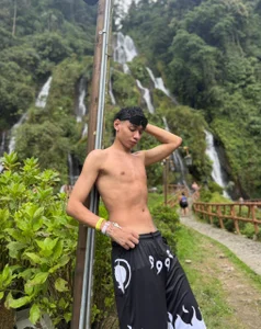 Daviid_laidd a small walk ✨🌷 Immagine 