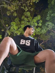 Alejandro026_ Public Gambar 3