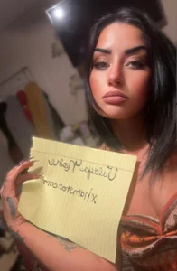 ValayaNoire Next bad habit  4টি ছবি