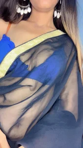 MYRA_GIRL21 Public Pic 2