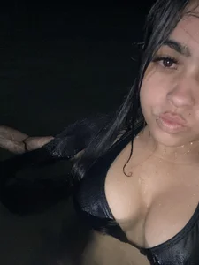 sarita_violet07 Public Foto