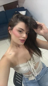 Laurenngrey 💋❤️‍🔥 Εικόνα 5