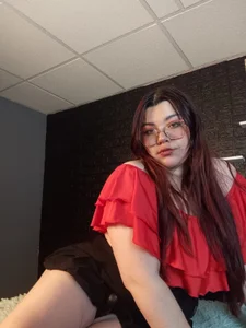 NicoleeDemara Public รูป  6