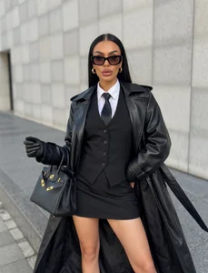 KimWilmes Playground for the Weak Gambar 4