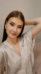 TaneshaRafail look only in my eyes Pic