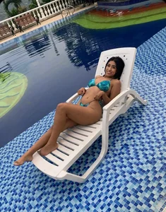 Wendy_Marchall 💙 Pool Day 💙 Foto 5