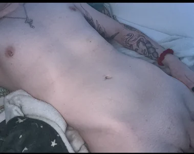 Gander_At_Xander Public  5টি ছবি