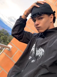 JamesDreams One day in my best friend’s house Foto