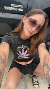 NaughtyEvilMarie Chevy girl Pic 5