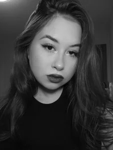 TiffaneySpikes It’s me🌸 Poză 2