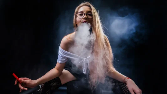 ArielBurn Your obedient student 📝 รูป  3