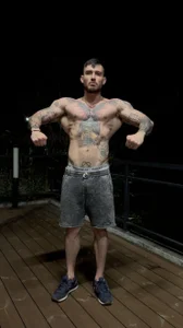 DimitriSullivan_のOldの 8枚の写真