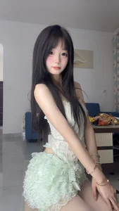 Bri-001 芝芝 Foto