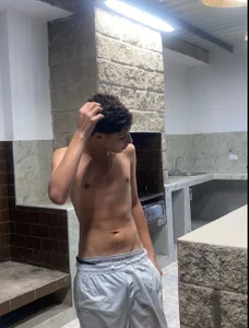 Public de Velvet_An  3 Imagens