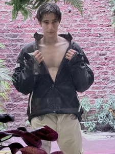 Zacktk7のPublicの 3枚の写真