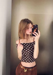 Miss_Alisa_ 𝒍𝒊𝒇𝒆 𝒕𝒊𝒎𝒆 صورة واحدة|Miss_Alisa_ 𝒍𝒊𝒇𝒆 𝒕𝒊𝒎𝒆 صورتان|Miss_Alisa_ 𝒍𝒊𝒇𝒆 𝒕𝒊𝒎𝒆  6 صور|Miss_Alisa_ 𝒍𝒊𝒇𝒆 𝒕𝒊𝒎𝒆  6 صورة