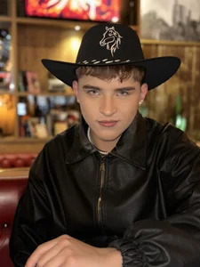 Lucass_love Cow boy🍂🍁 Hình 4