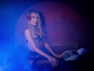 EvellineClaire Misterious paths Foto 3