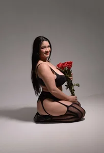 Alicebrooks_ Thanks for the flowers ( August 2024) 圖片