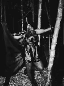 kattyytaylor Your mistress in the forest 🖤🌲 Pic 3