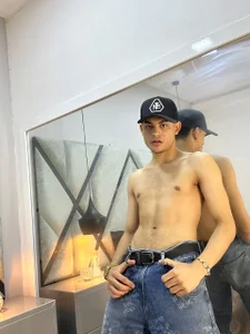 OliverMillerr 💦💦💦 Pic 2