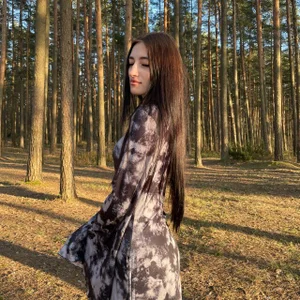 RosamondRuhn Public Pic 4