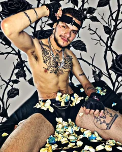 AlickBelielSexy Man Bild