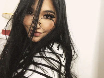 🤓🩷 de PAULETEJOHNSON  2 Imagens