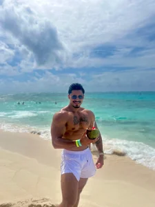 Valentino_Dosantos_ 🌅​⛱️​muscle + beach + sexy🌅​⛱️​ Immagine 