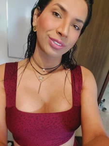 sashasweethot sporty girlTS Pic