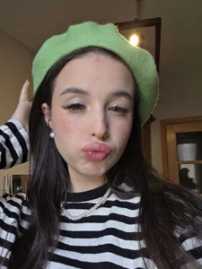 LanaLedger miss croissant🥐 Pic 6
