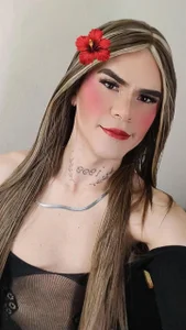 Yara-Atwan- kiss Billede 4