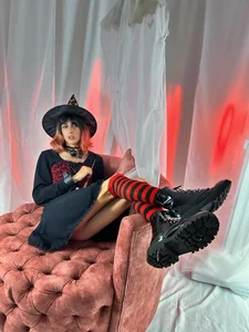 Do you like magic? Do you want to see what is in my panties? od goth_minerva  4 snímek