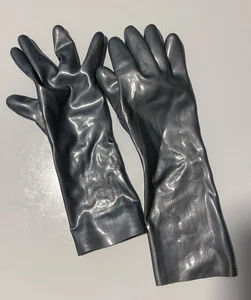 auroralatexprincess Gloves & toe socks Pic 3