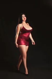 a horny goddess od ValentinaBreats  4 snímek