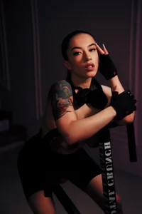 Sweat now, sin later😈 de MadilynFox  2 photos