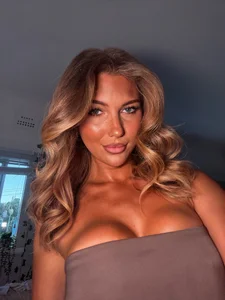 tilly_harper Selfies 🥰 Pic 5