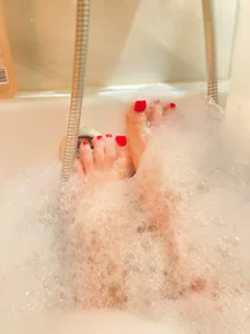 PamelaXX_ Sweet legs Pic 5