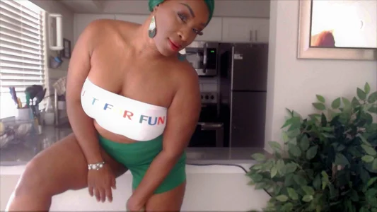 Queenanitadix Short Set Loven Immagine  6