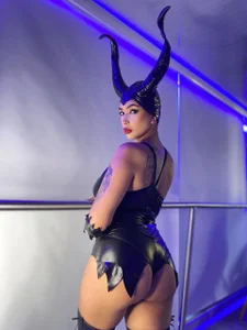 Maleficent 🖤🧛‍♀️ de Alana_2916_  3 photos