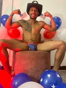 Sweet_Alessandre kullanıcısının happy 4th of July 🤍💙💗 albümü -  fotoğraf