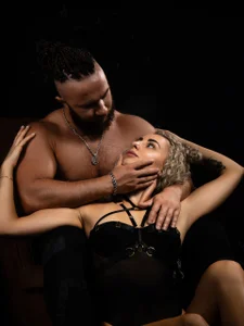 TwixCouple Erotica Pic 5