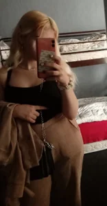 HannaSun Public Poză 2