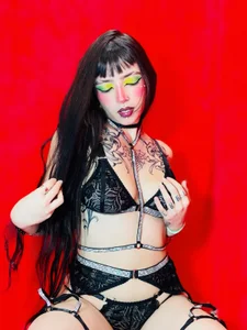 Samantha_Smiithの💜😈🔥の 5枚の写真