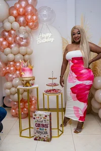 dannaahbrownのHappy birthay for myの 6枚の写真