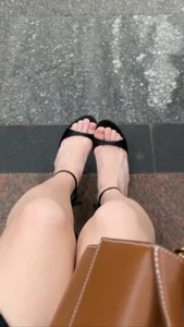 Mia_shy1 heels feet Pic 2