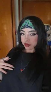 HoneyDemoni Public Billede 3