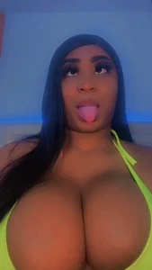 KimberlyBigBoobs ahegao👀 Pic 3