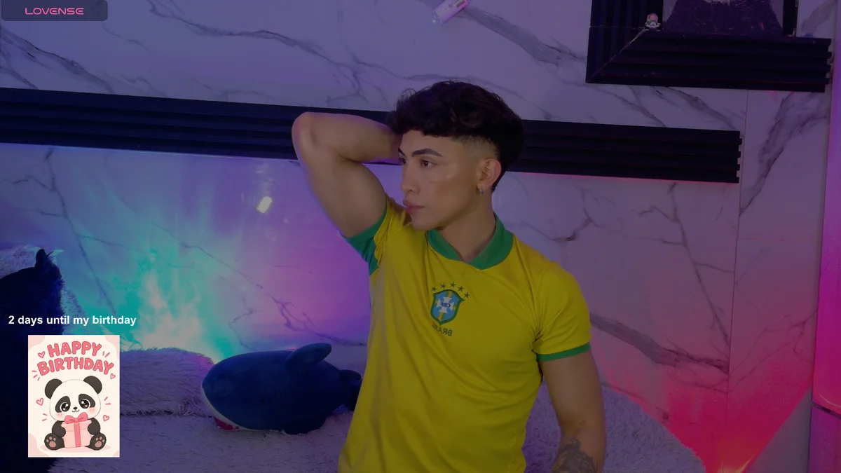 Foto em tendência de Saimonvela 6227