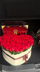 GIFTS FROM YOU👸🏼 de saliha_pinky_  2 photos